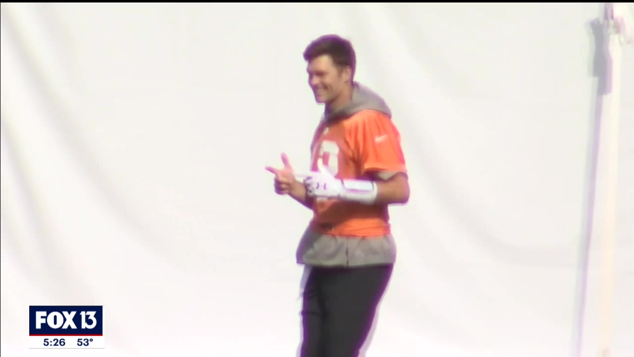 Brady remains ageless by NFL standards
